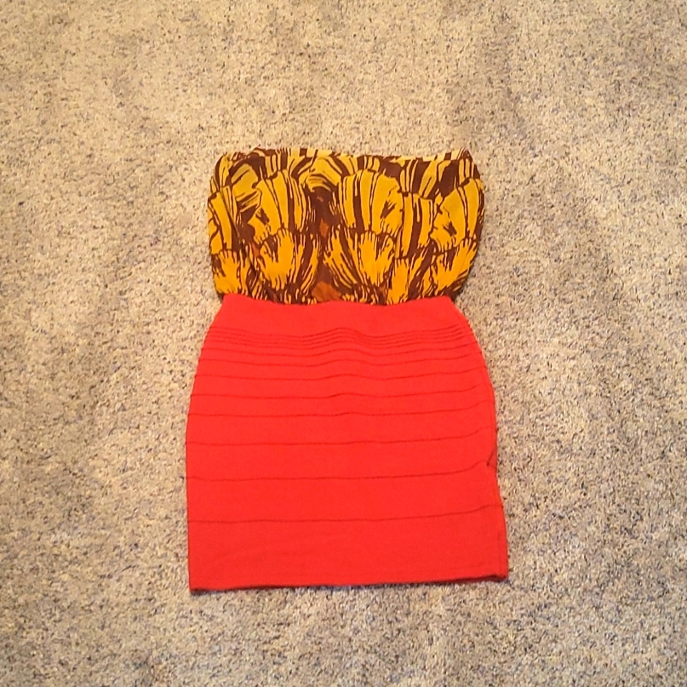 Printed Bodycon Dress. Size S